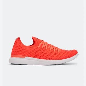 NEW APL Techloom Wave Sneakers